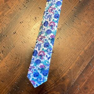 Marsha De Arriaga Tie